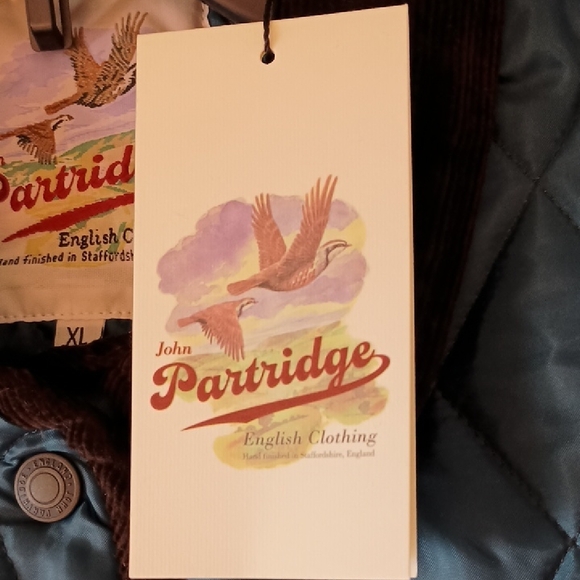 John Partridge Quilted Moorland Gilet Teal Sleeveless Vest with Black Trim - Picture 5 of 8